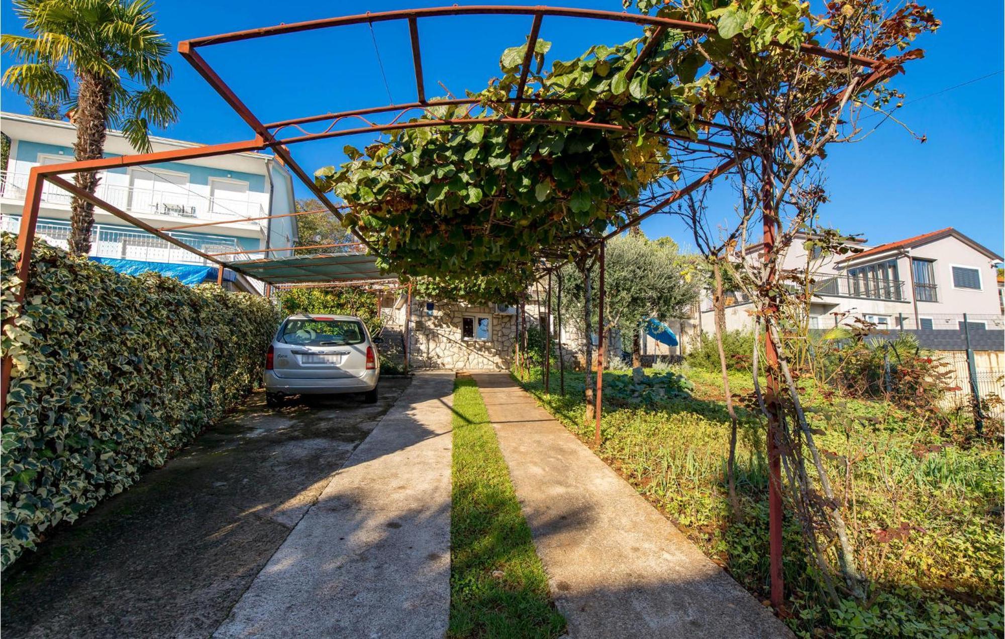 Amazing apartment in Lovran with 1 Bedrooms Buitenkant foto