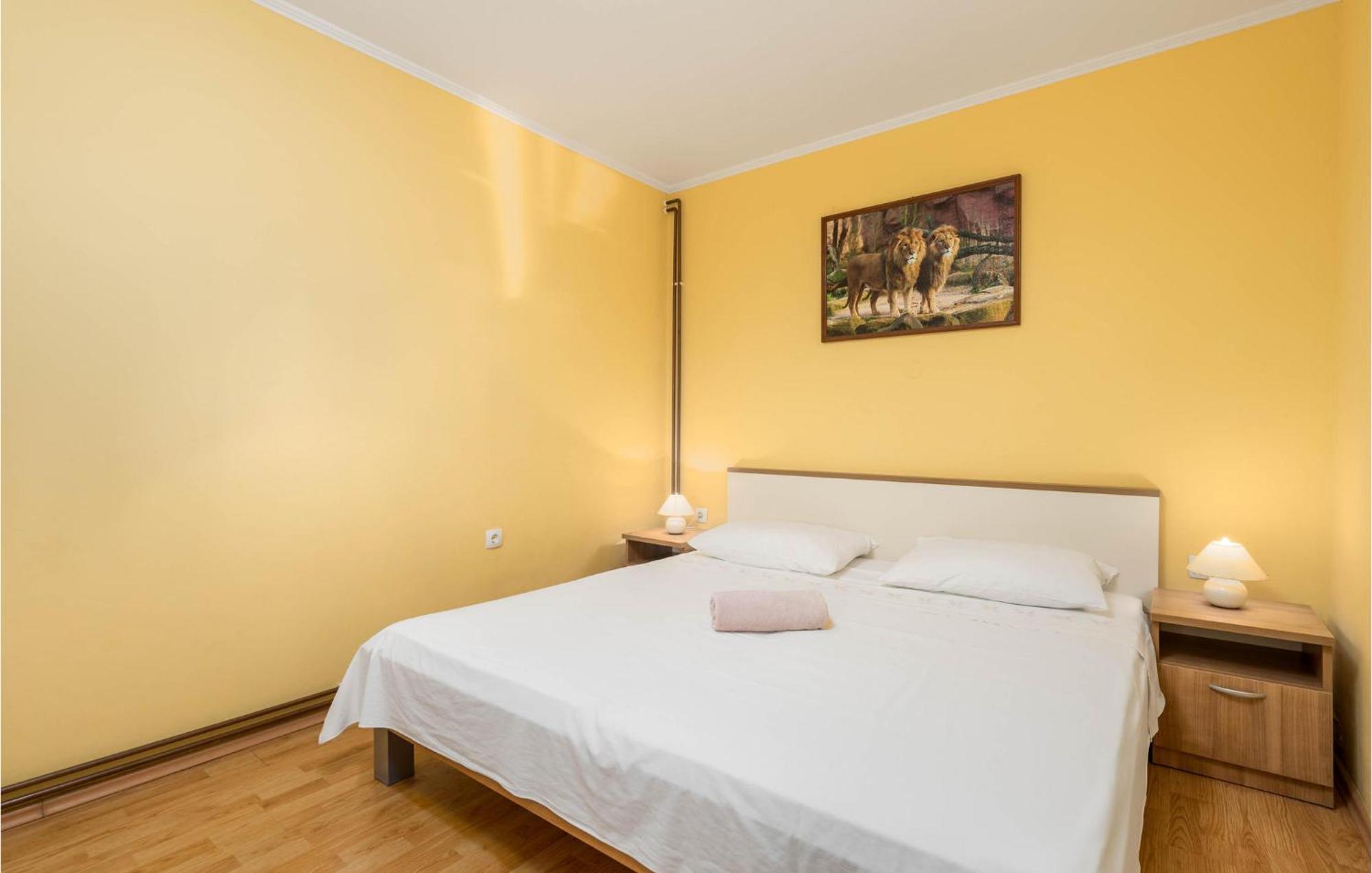 Amazing apartment in Lovran with 1 Bedrooms Buitenkant foto